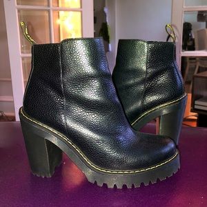 Dr. Martens Magdalena Heeled Chelsea Boots ✨ like new